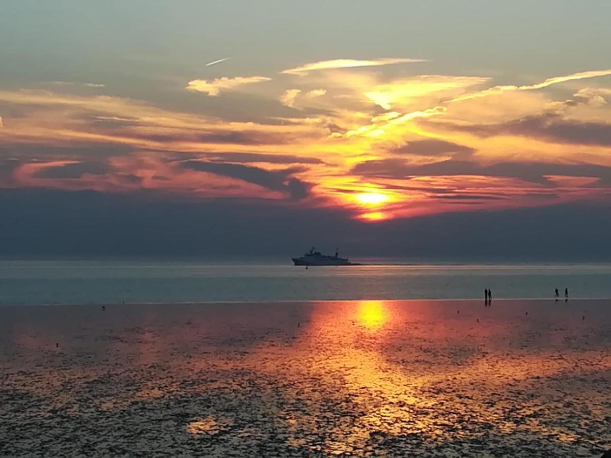 Ferienwohnung Wattkieker Büsum Екстериор снимка